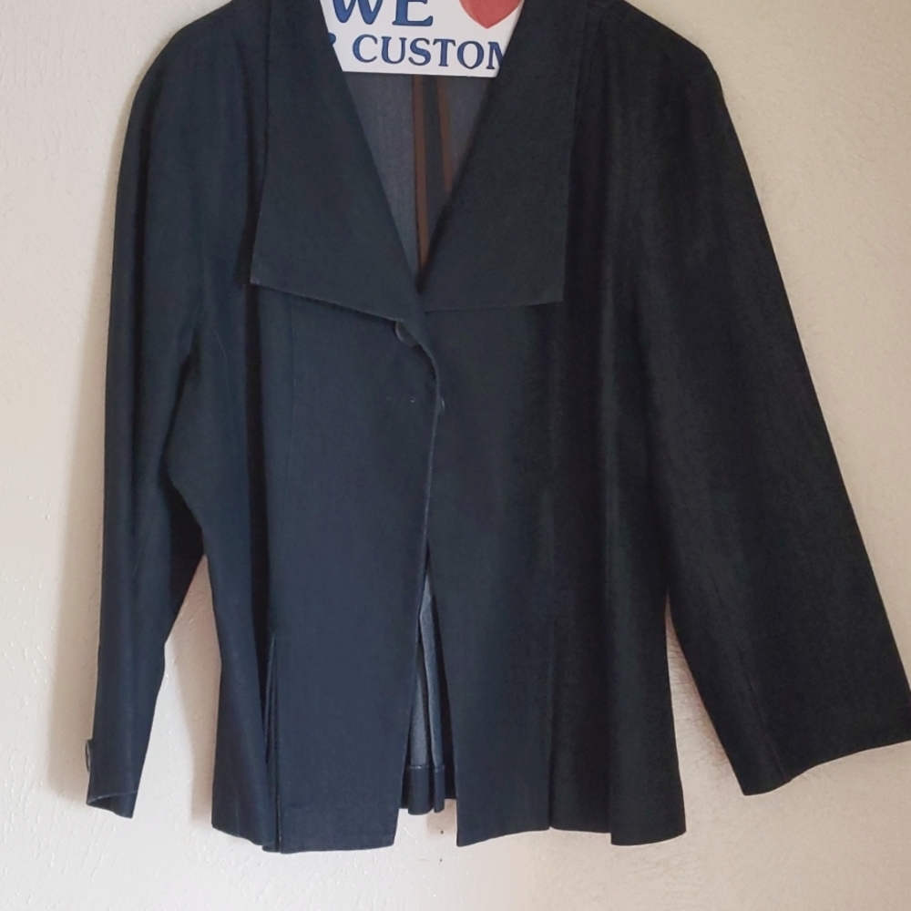 Like new denim jacket size XL